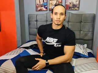 DylanMartinez real camshow